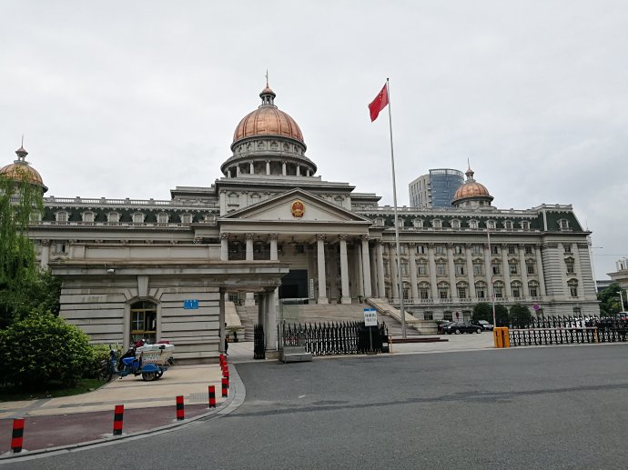 2022年7月14日冠领拆迁纠纷律师到江苏省江阴市开庭