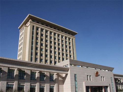 2022年8月23日冠领拆迁纠纷律师到青海省西宁市开庭