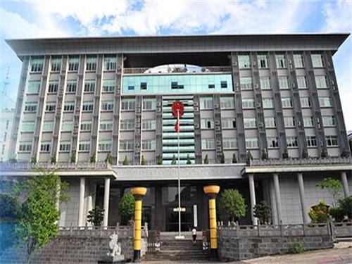 2023年1月10日冠领拆迁纠纷律师到云南省怒江州开庭
