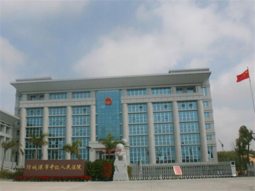 2023年3月13日冠领拆迁纠纷律师到广西防城港市开庭