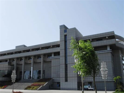2023年3月14日冠领拆迁补偿纠纷律师到新疆克拉玛依办案