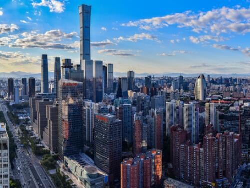 福建企业搬迁补偿律师-：因城区规划需搬迁的时装公司补偿太少怎么办