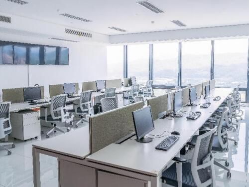 四川公司拆迁补偿律师-征收方一直拖欠企业补偿款怎么办