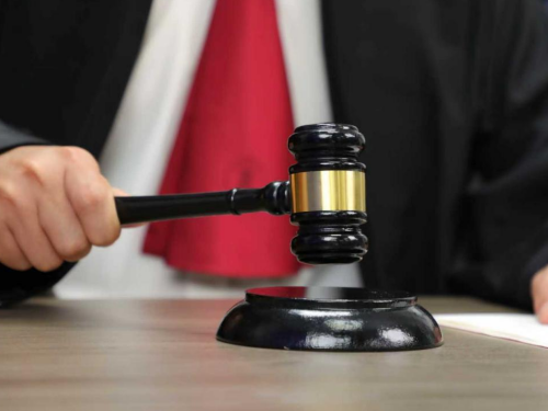 城中村自建房拆迁家里老人独自签订的拆迁补偿协议有效吗